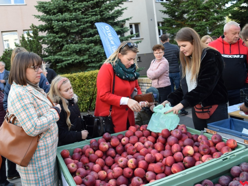 Skarby ze spiżarni gospodyń i patelnia mistrza, czyli pierwsze Powiatowe Święto Smaków