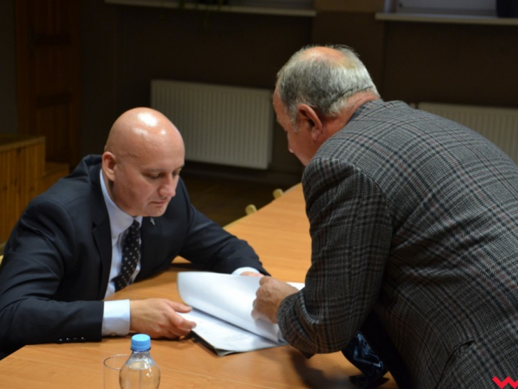 Ostro na spotkaniu z wojewodą. „Pan bajdurzy” – usłyszał Zbigniew Hoffmann