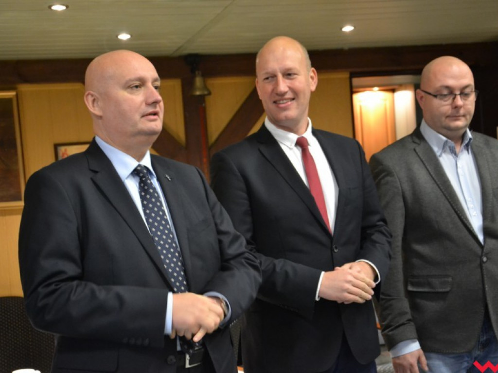 Ochotnicy dostali od wojewody wielkopolskiego po 5000 złotych