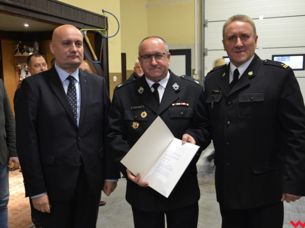 Ochotnicy dostali od wojewody wielkopolskiego po 5000 złotych