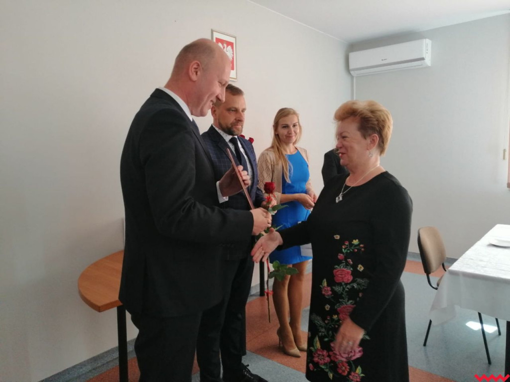 Burmistrz Hubert Gruszczyński nagrodził nauczycieli i dyrektorów