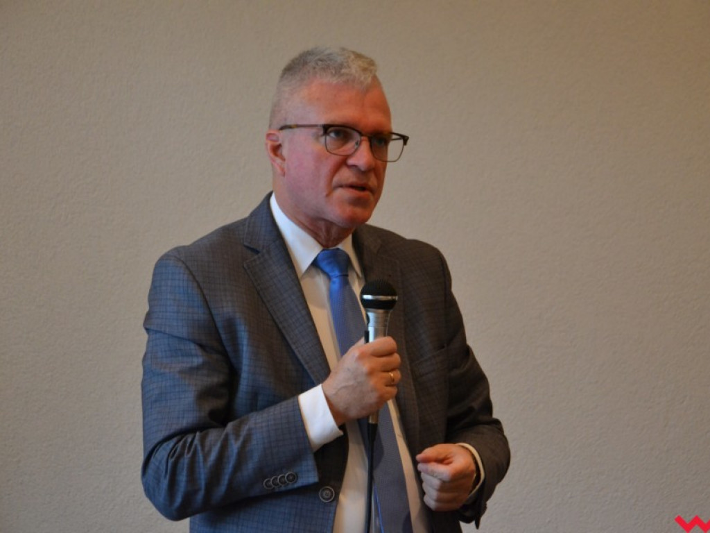 Senator Gaweł o postulatach LGBT: „Niech nas pocałują w tyłek”