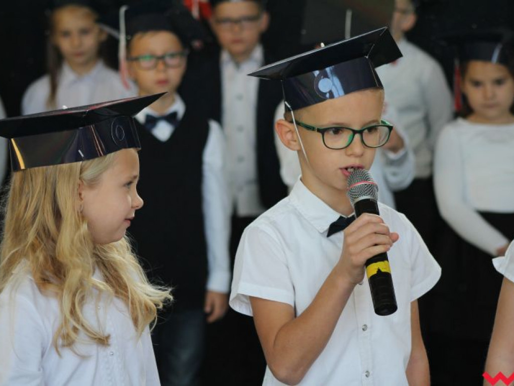 Uroczyste ślubowanie pierwszoklasistów