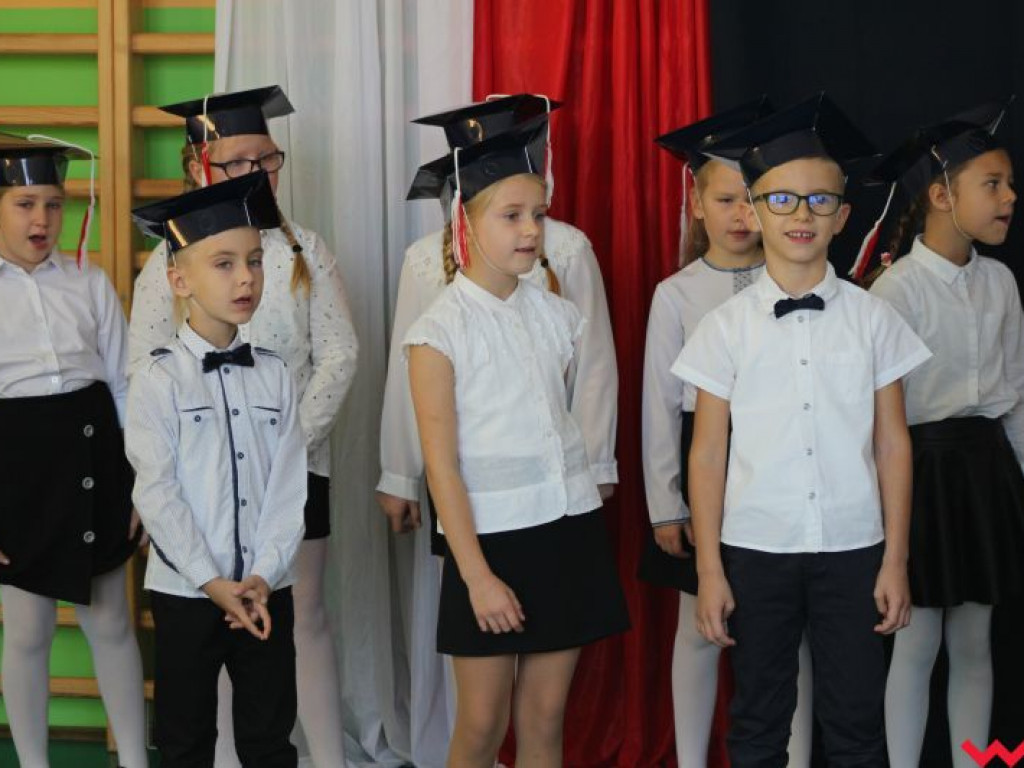 Uroczyste ślubowanie pierwszoklasistów