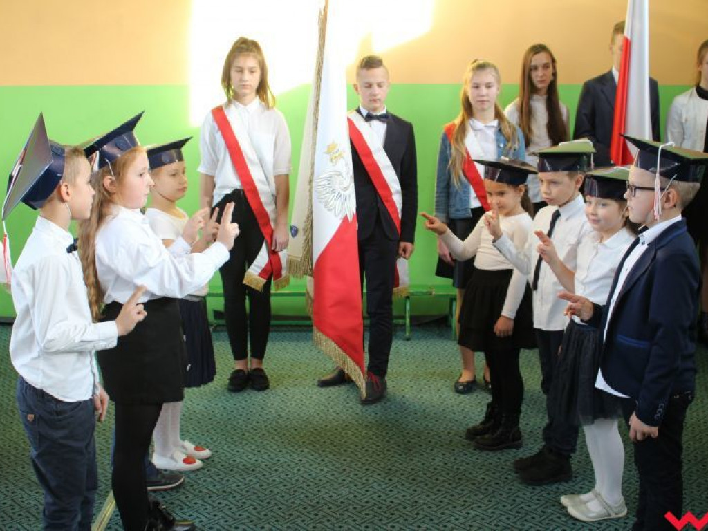 Uroczyste ślubowanie pierwszoklasistów
