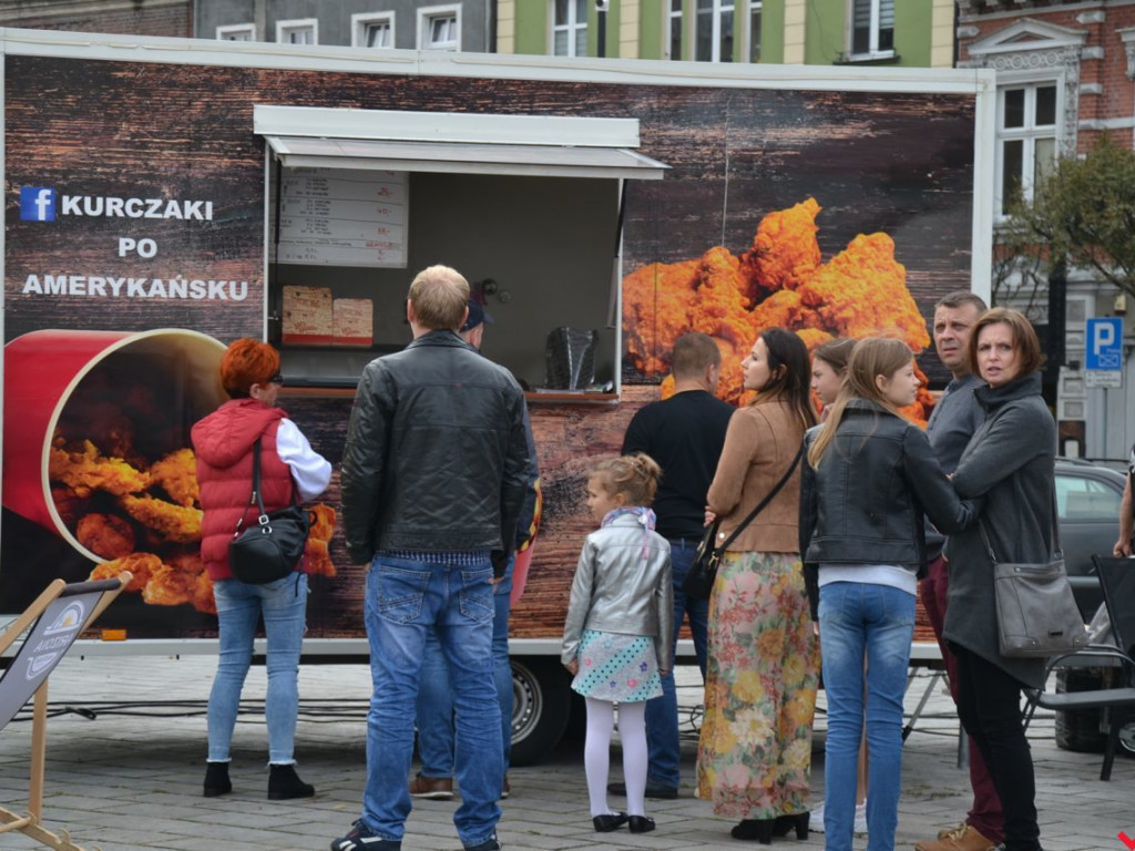 Pyszności kuchni świata na pokrzepienie po głosowaniu