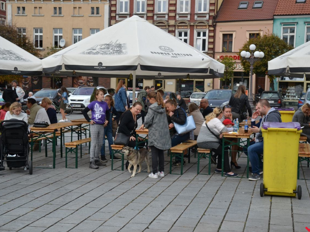 Pyszności kuchni świata na pokrzepienie po głosowaniu