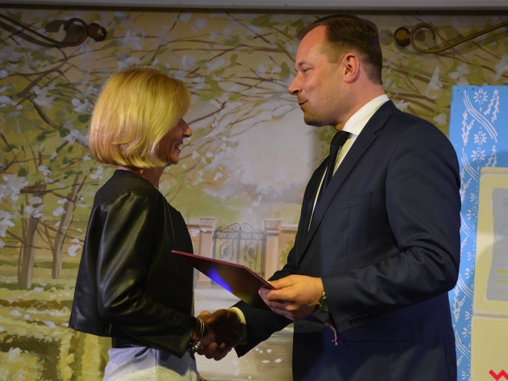 Wuchty szczyńścia belfrom! Obchody Dnia Edukacji Narodowej w gminie Września