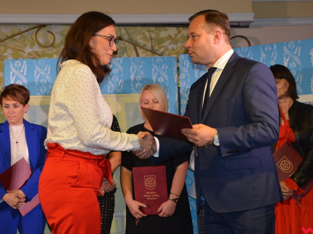 Wuchty szczyńścia belfrom! Obchody Dnia Edukacji Narodowej w gminie Września