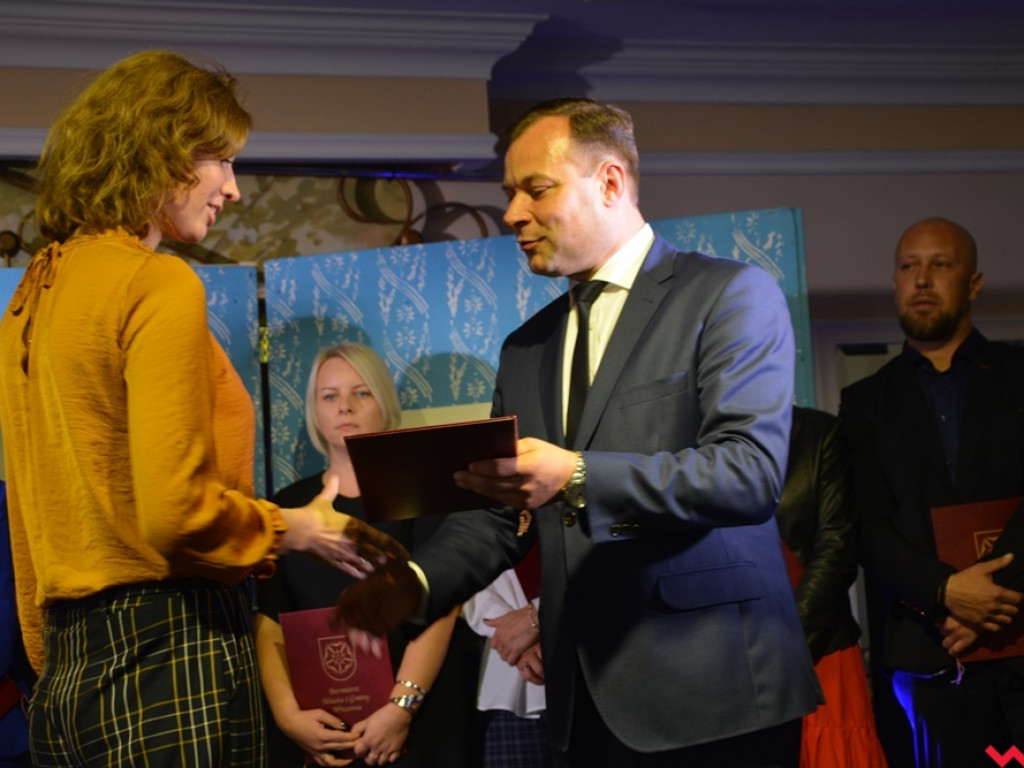 Wuchty szczyńścia belfrom! Obchody Dnia Edukacji Narodowej w gminie Września