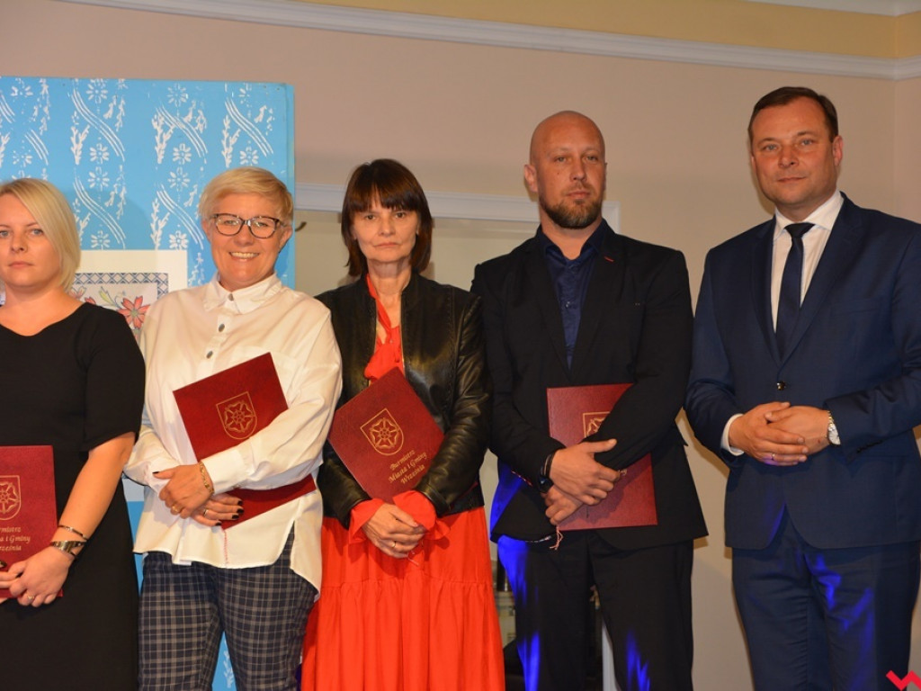 Wuchty szczyńścia belfrom! Obchody Dnia Edukacji Narodowej w gminie Września