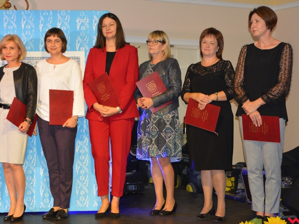 Wuchty szczyńścia belfrom! Obchody Dnia Edukacji Narodowej w gminie Września