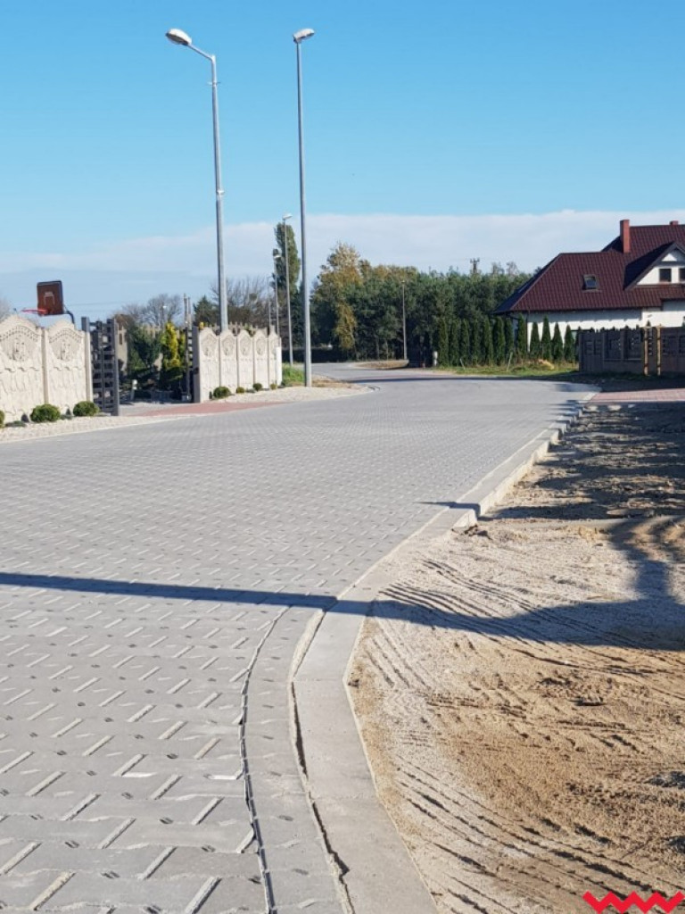 Wstęga przecięta, więc można jeździć nowymi drogami