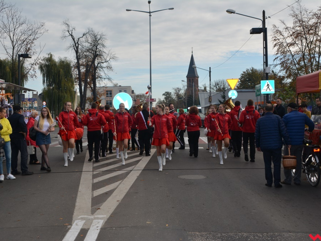 Ewa jabłkiem skusiła Adama, a wystawcy Targów Rolnicza Jesień kuszą wrześnian swoimi wyrobami