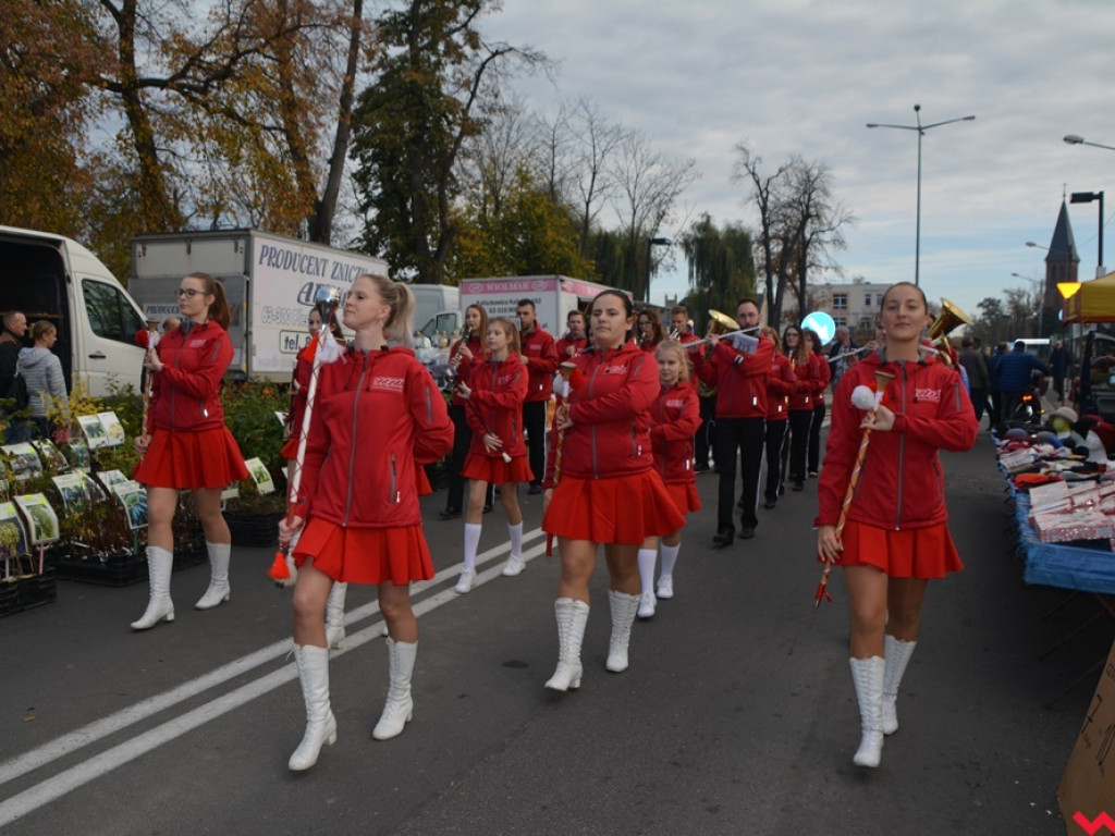 Ewa jabłkiem skusiła Adama, a wystawcy Targów Rolnicza Jesień kuszą wrześnian swoimi wyrobami