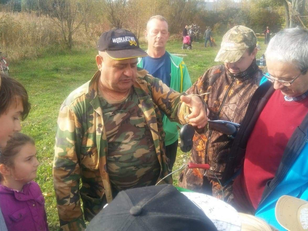 Zawody wędkarskie dla dzieci zorganizowane przez „Złotą Rybkę”