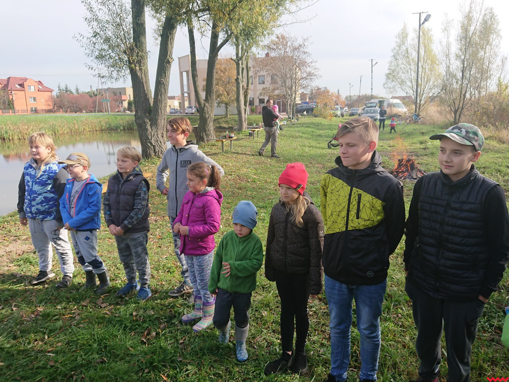Zawody wędkarskie dla dzieci zorganizowane przez „Złotą Rybkę”