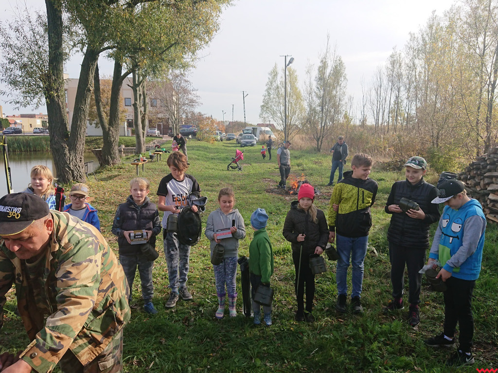 Zawody wędkarskie dla dzieci zorganizowane przez „Złotą Rybkę”