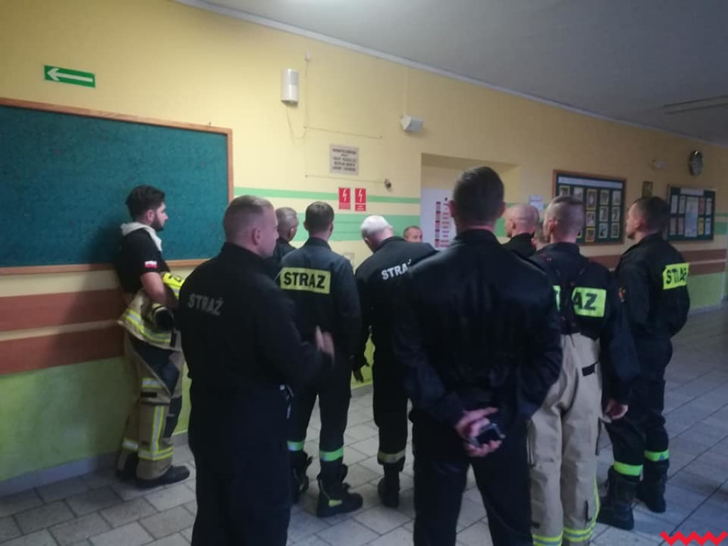 Strażacy ćwiczyli ewakuację szkoły