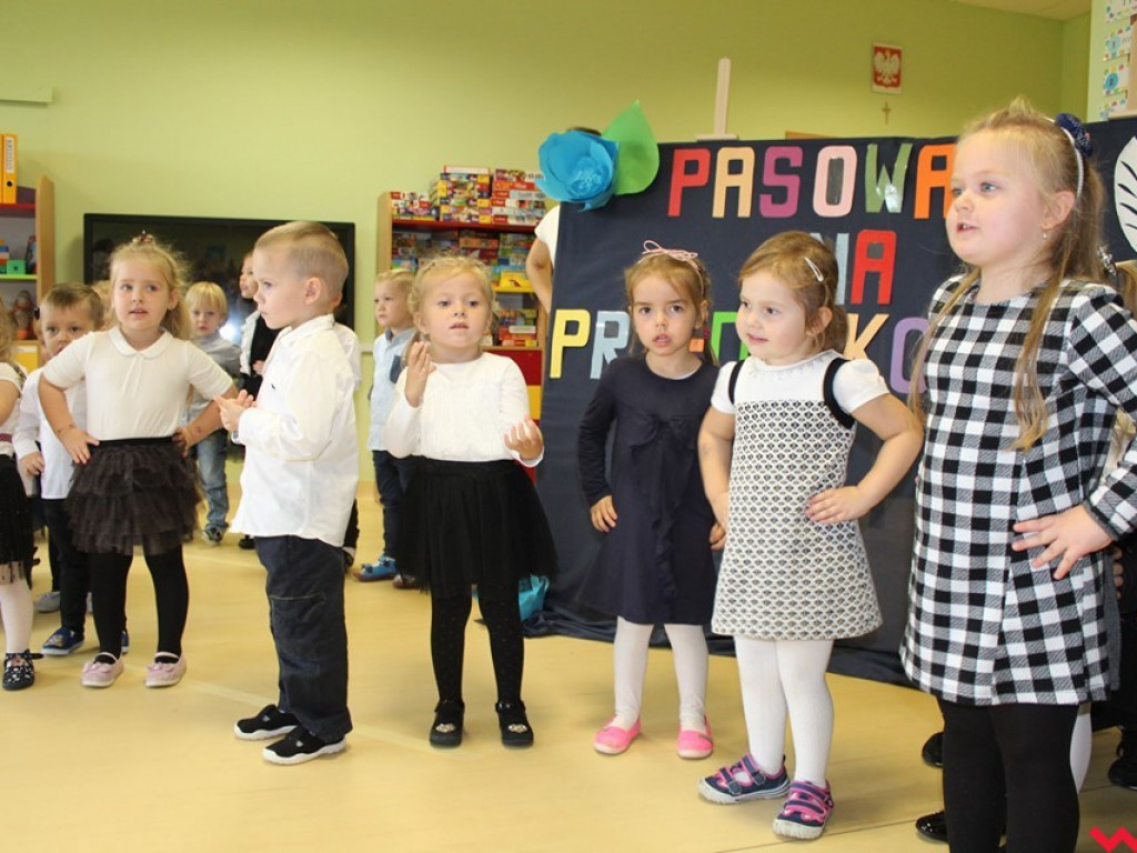 „Mamo, tato jestem przedszkolakiem !” czyli uroczyste pasowanie na prawdziwych przedszkolaków w Pyzdrach