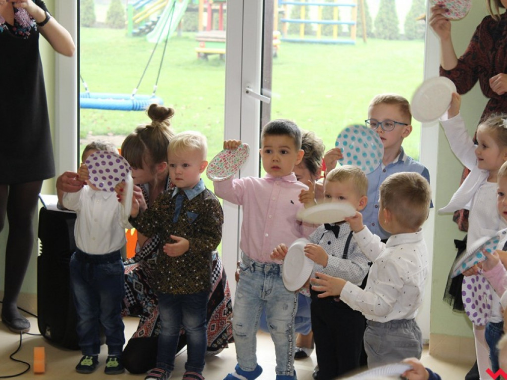 „Mamo, tato jestem przedszkolakiem !” czyli uroczyste pasowanie na prawdziwych przedszkolaków w Pyzdrach