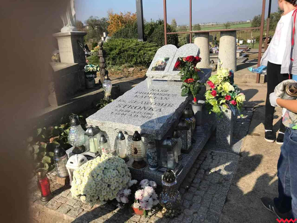 Pamiętali o Antonim Kosińskim. Uczniowie z Targowej Górki wzięli udział w akcji pamięci