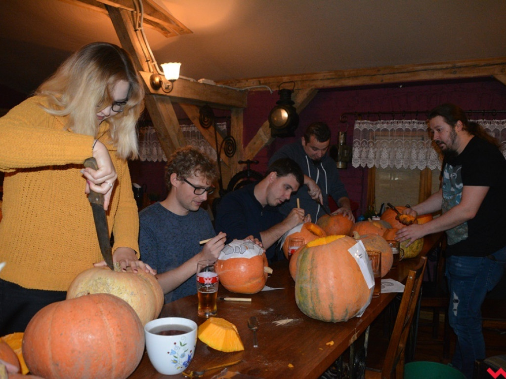 Korbole już gotowe. W AQQ niebawem rozpocznie się koncert halloweenowy