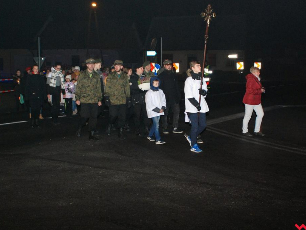 Święci i anioły zamiast duchów i upiorów - Noc Świętych