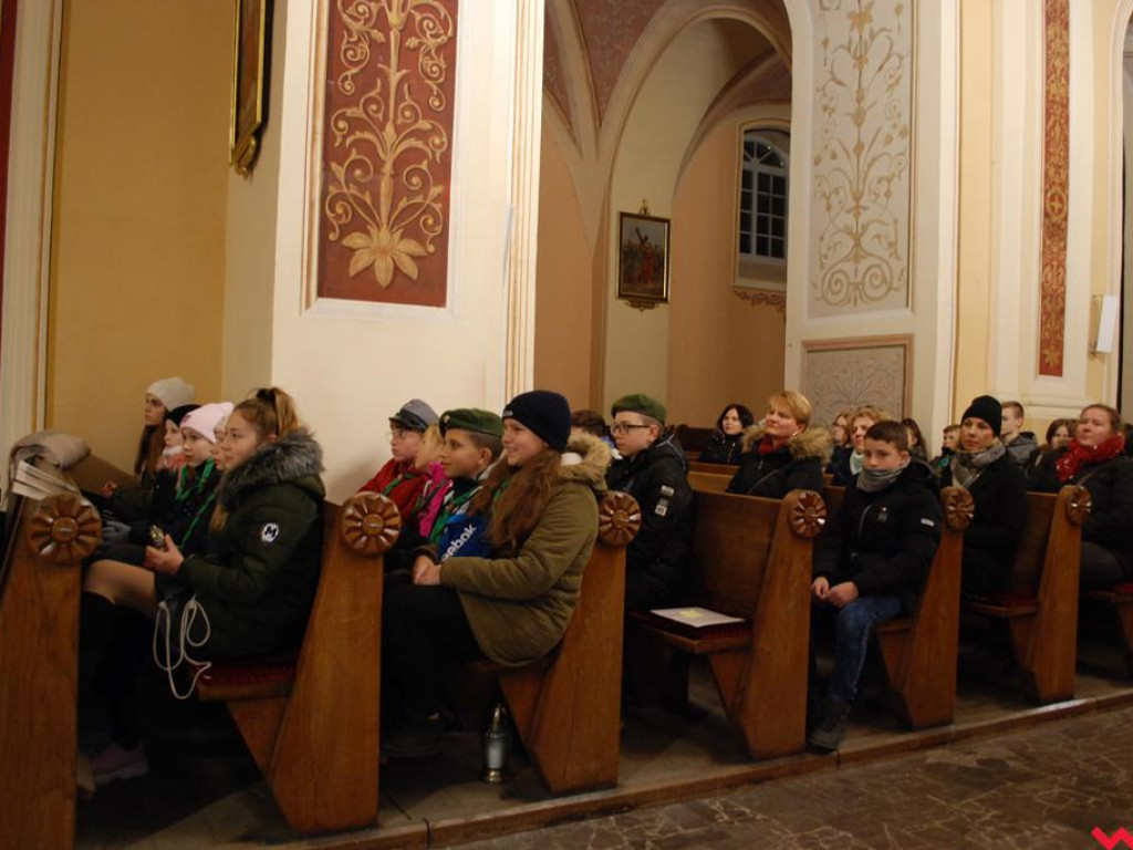 Święci i anioły zamiast duchów i upiorów - Noc Świętych