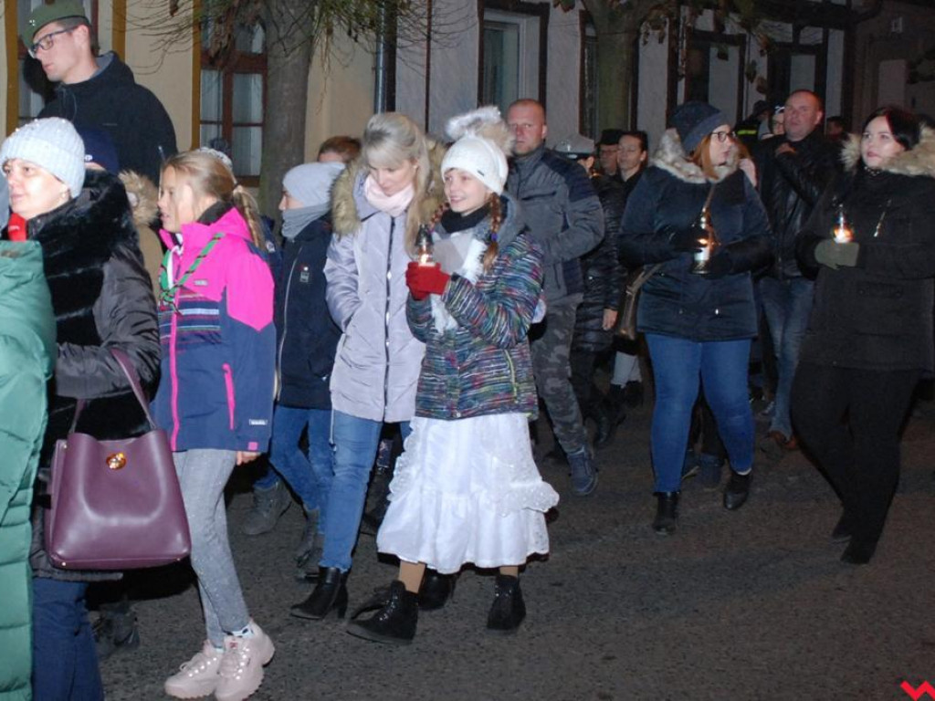 Święci i anioły zamiast duchów i upiorów - Noc Świętych