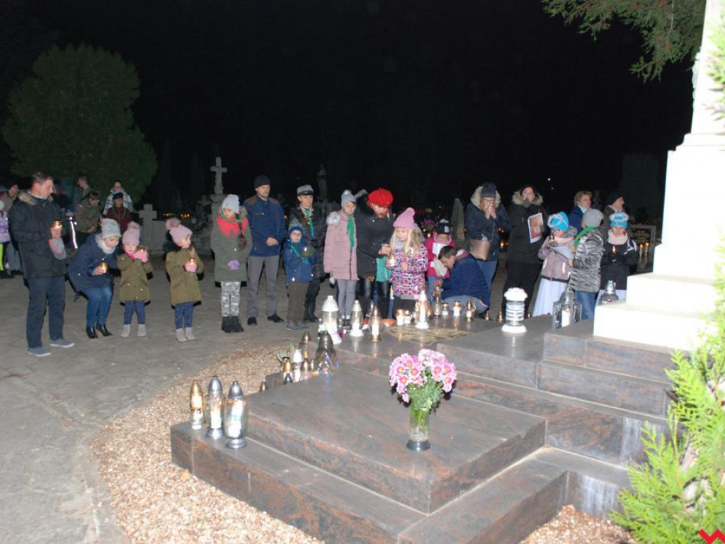 Święci i anioły zamiast duchów i upiorów - Noc Świętych