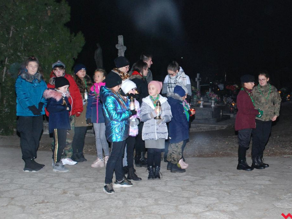 Święci i anioły zamiast duchów i upiorów - Noc Świętych