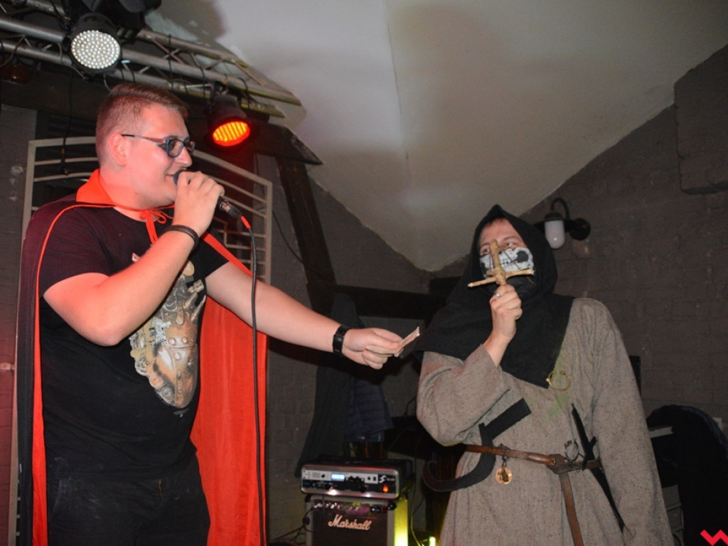 Doza luzu i szaleństwa, czyli Halloween w AQQ