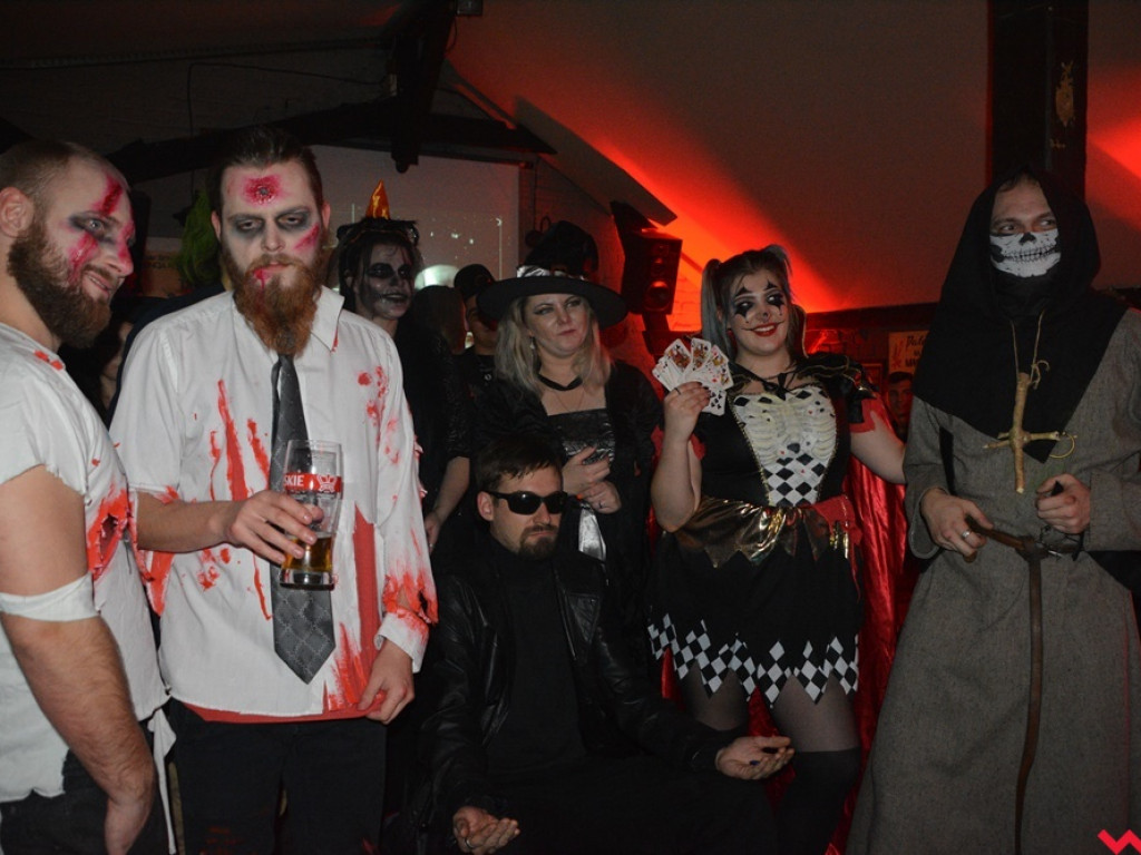 Doza luzu i szaleństwa, czyli Halloween w AQQ