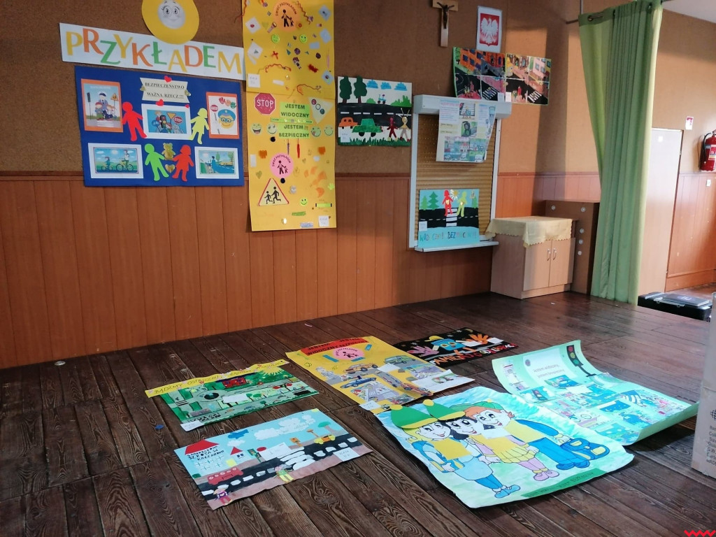Świeciły przykładem i smażyły kiełbaski. Dzieci z Kaczanowa wiedzą, jak poruszać się po drodze
