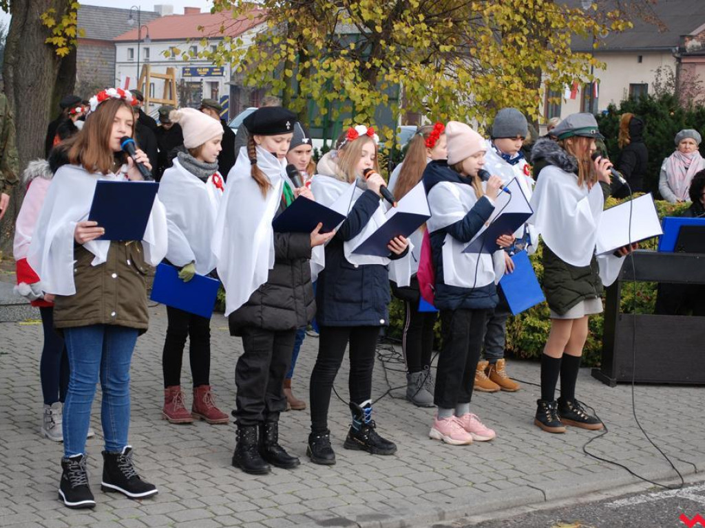 Pamięć, występy, poczęstunek, czyli Święto Niepodległości w Pyzdrach