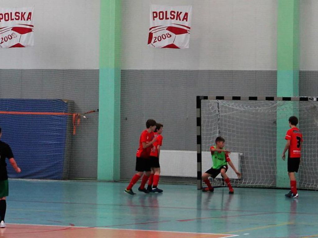 Drużyna Tur Turek najlepsza w turnieju halowym