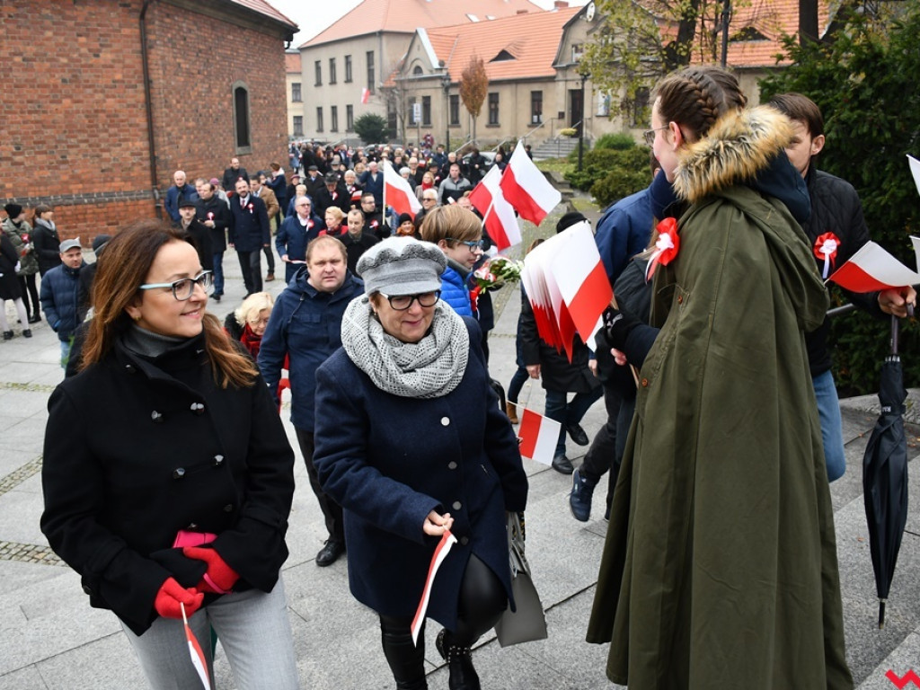 Tłumy wrześnian na ulicach. Świętowaliśmy początek drugiego stulecia niepodległości