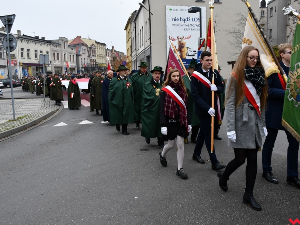 Tłumy wrześnian na ulicach. Świętowaliśmy początek drugiego stulecia niepodległości