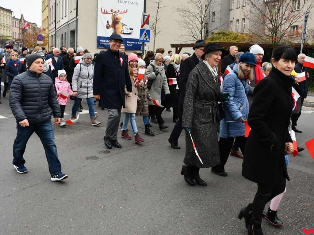 Tłumy wrześnian na ulicach. Świętowaliśmy początek drugiego stulecia niepodległości