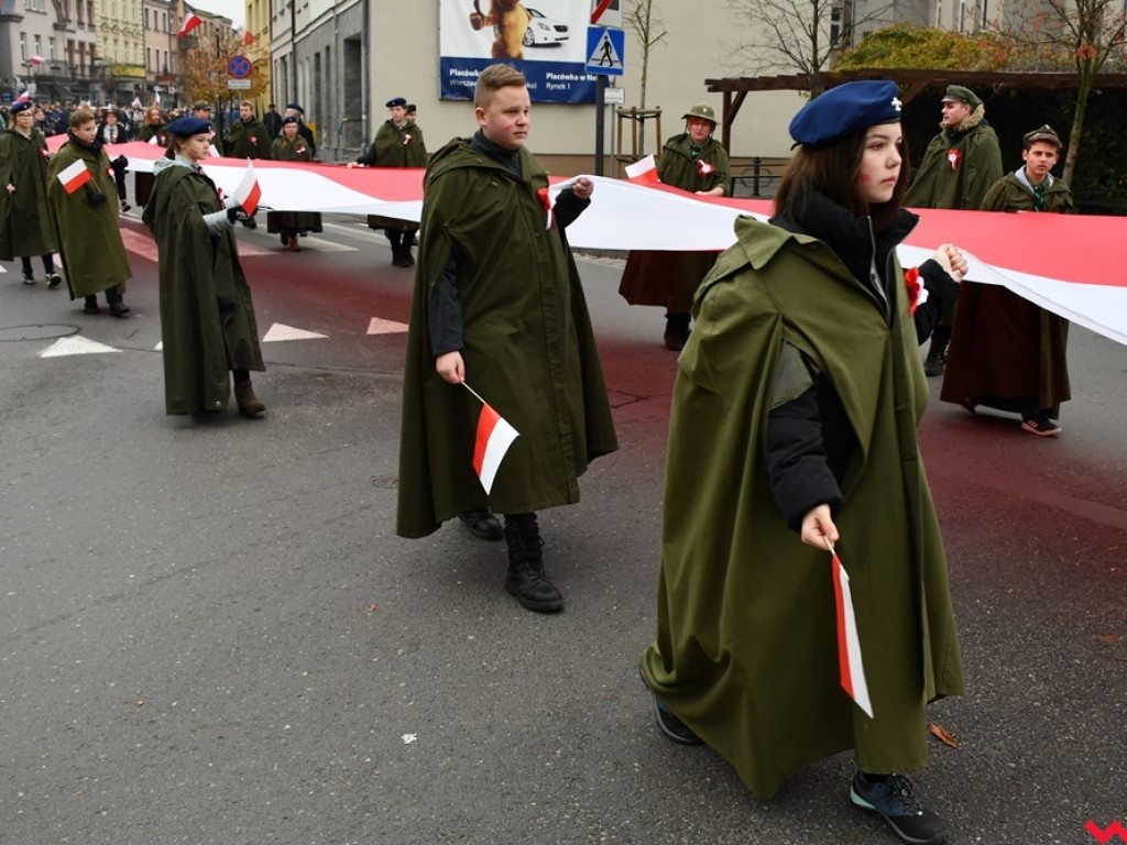 Tłumy wrześnian na ulicach. Świętowaliśmy początek drugiego stulecia niepodległości