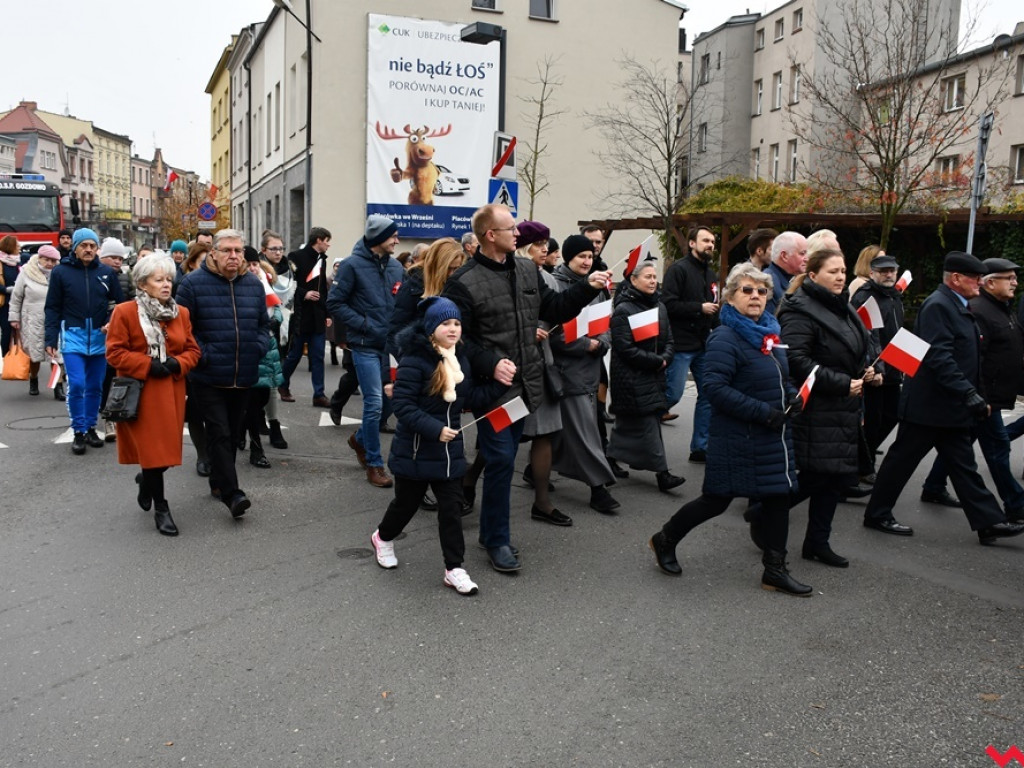 Tłumy wrześnian na ulicach. Świętowaliśmy początek drugiego stulecia niepodległości
