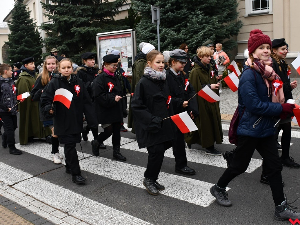 Tłumy wrześnian na ulicach. Świętowaliśmy początek drugiego stulecia niepodległości