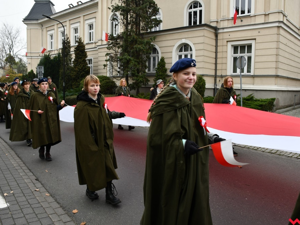 Tłumy wrześnian na ulicach. Świętowaliśmy początek drugiego stulecia niepodległości
