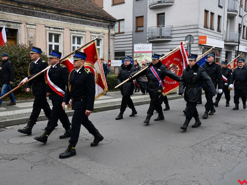 Tłumy wrześnian na ulicach. Świętowaliśmy początek drugiego stulecia niepodległości