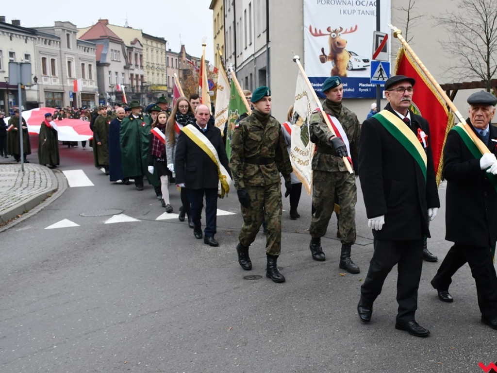 Tłumy wrześnian na ulicach. Świętowaliśmy początek drugiego stulecia niepodległości