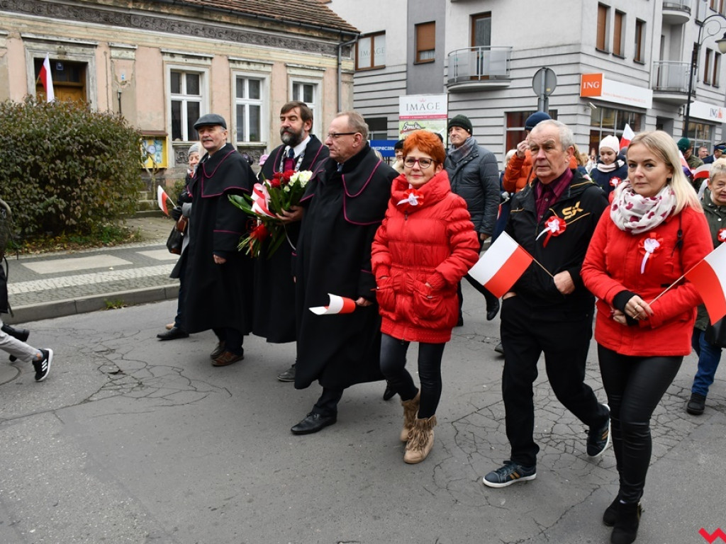 Tłumy wrześnian na ulicach. Świętowaliśmy początek drugiego stulecia niepodległości