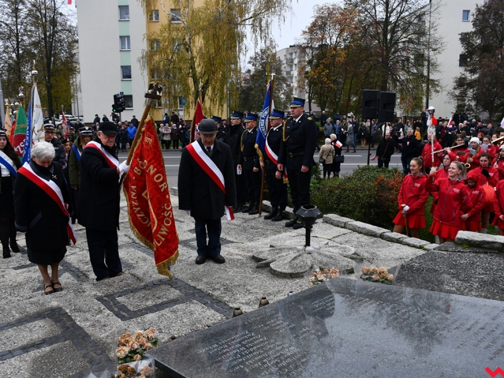 Tłumy wrześnian na ulicach. Świętowaliśmy początek drugiego stulecia niepodległości