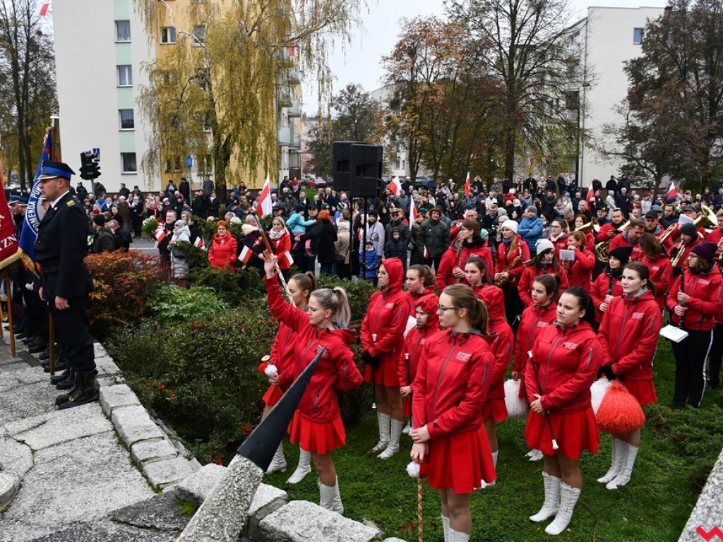 Tłumy wrześnian na ulicach. Świętowaliśmy początek drugiego stulecia niepodległości