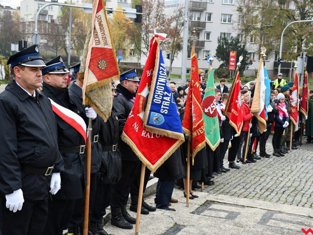 Tłumy wrześnian na ulicach. Świętowaliśmy początek drugiego stulecia niepodległości